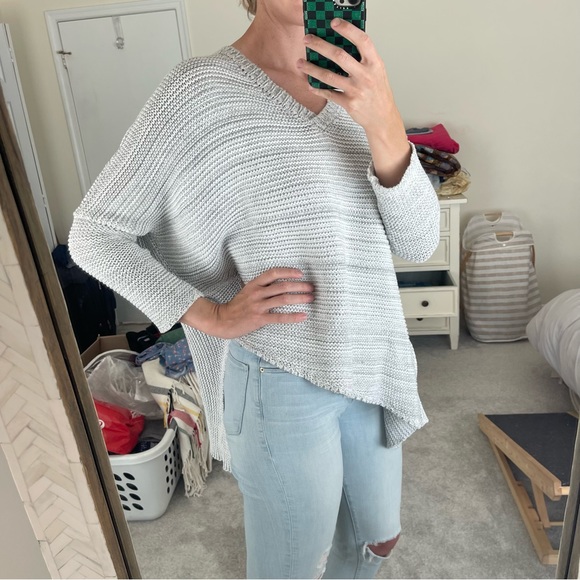 Joah Brown v-neck drop shoulder sweater - Picture 1 of 8